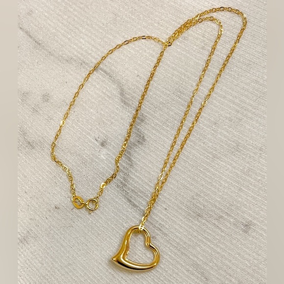 Jewelry - SOLD Open heart necklace